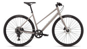 Krosa velosipēds Specialized Sirrus X 2.0 Step-Through Gloss Desert Metallic/Bordeaux Metallic Frost Reflective (2026.g.) (M)