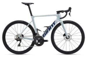 Šosejas velosipēds Giant Propel Advanced 2 Supernova (2026.g.) (ML)